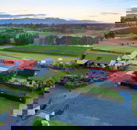 Travertine Wines - Cruises Travel