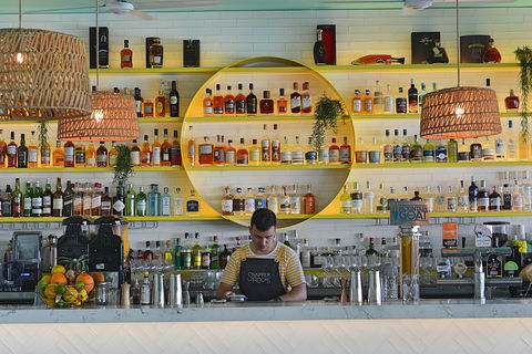 Snapper Rocks Bar & Kitchen - Travel Agents 0