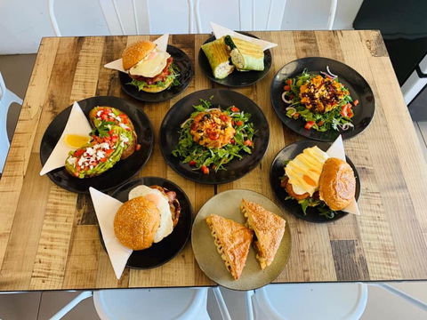 Alchemy Restaurant And Bar - Cruises Travel 0