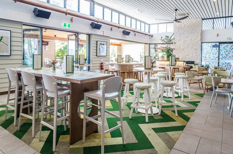 Narellan Hotel - Tourism Guide 0