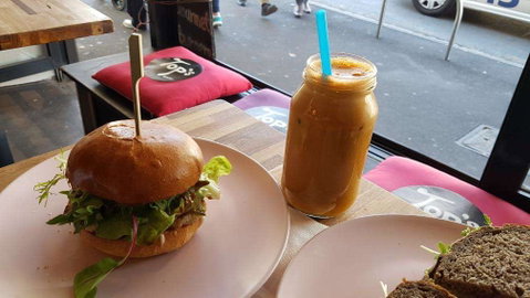 Top's Kitchen - Tourism Guide 0