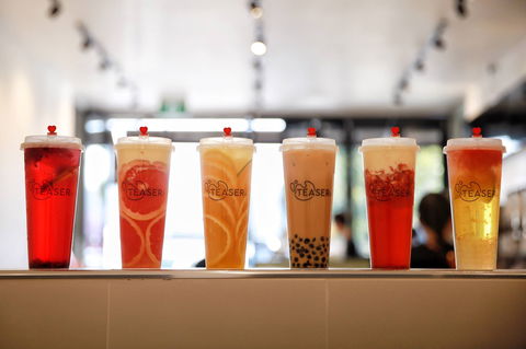 Cafe Zoo - Travel Agents 0