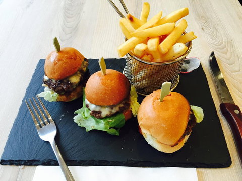 JJ's Cafe Restaurant - Travel Agents 0