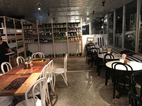 Little Corner Bondi - Travel Agents 0