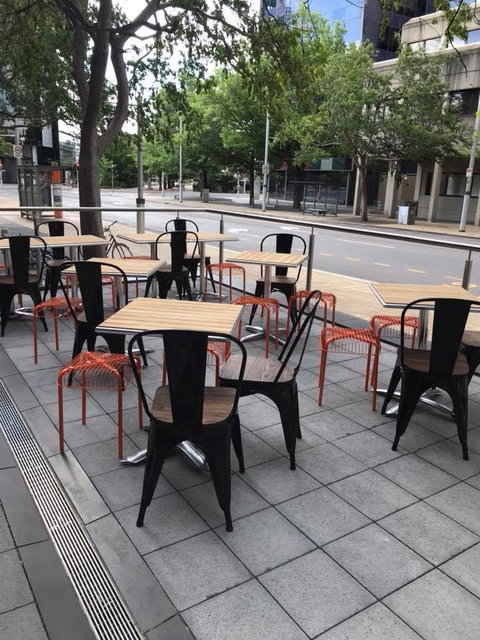 The Black Footed Pig - Tourism Guide 0