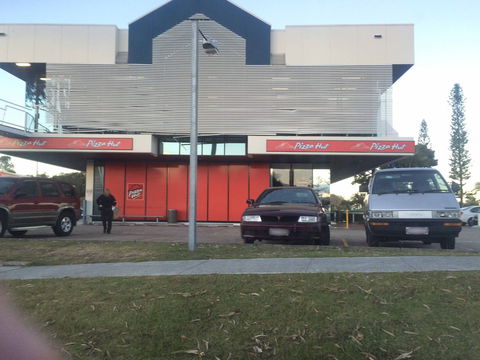 Pizza Hut - Runaway Bay - Travel Search 0