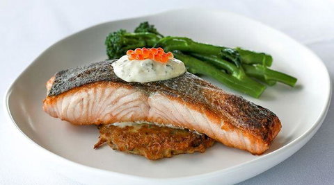 Cucina Locale Revolving Restaurant - Travel Agents 3