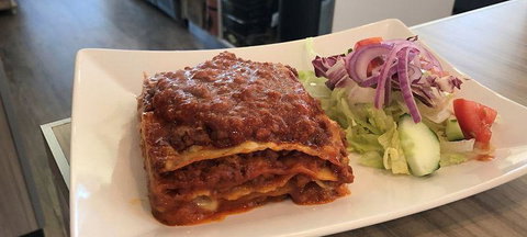 Mama Rosy's - Tourism Guide 11
