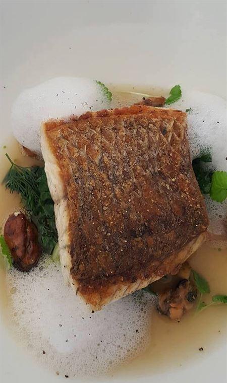 C Restaurant - Tourism Guide 4