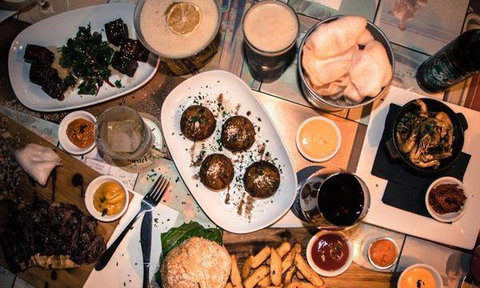 Tackleshack - Travel Agents 7