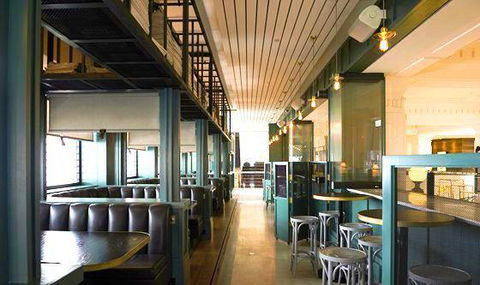 Fibber McGee's Irish Pub & Steakhouse - Cruises Travel 6