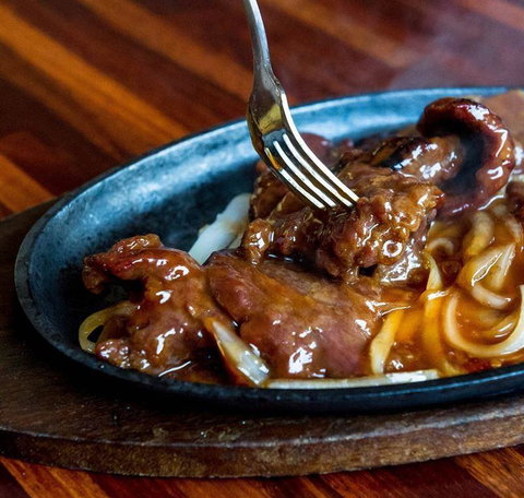 Sparrow & Finch - Travel Agents 8