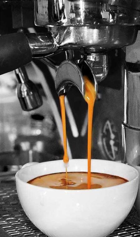 The Vale Cafe - Travel Agents 7