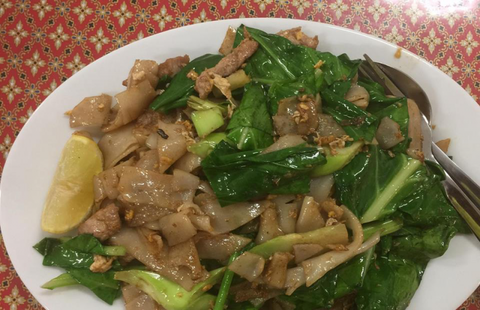 Lee's Thai Food Restaurant - Cruises Travel 4