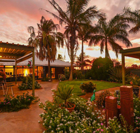 Devils Marbles HotelWauchope - Cruises Travel