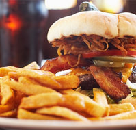 Karama Plaza Tavern - Travel Search