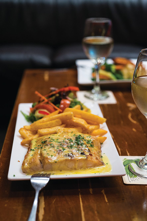 Dolly’s Bar & The Hibiscus Tavern - Travel Agents 0