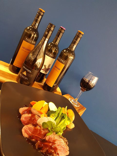 Aqua Restaurant & Bar - Travel Agents 12