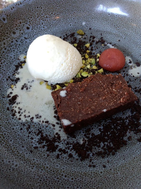 Bibesia Restaurant & Cocktail Bar - Travel Agents 4