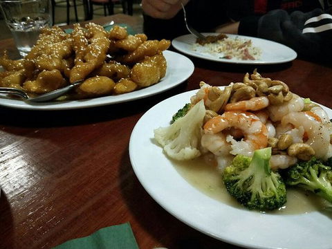 Jade Chinese Restaurant - Tourism Guide 0