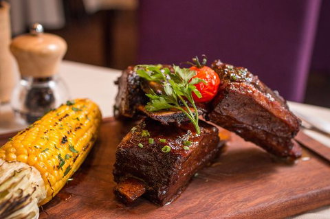 Ribeye On Vernon - Travel Agents 0