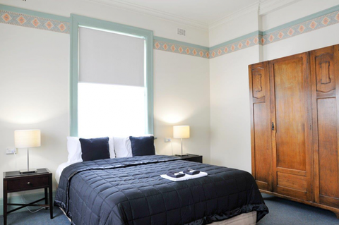 Hotel Gosford - Tourism Guide 2