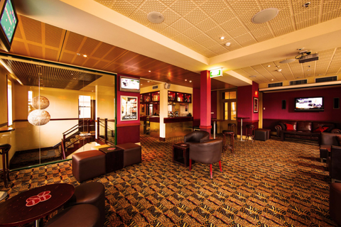 The Coach & Horses Hotel - Cruises Travel 4