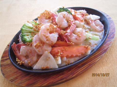 Gold Medal Malaysian & Chinese Restaurant - Travel Agents 4