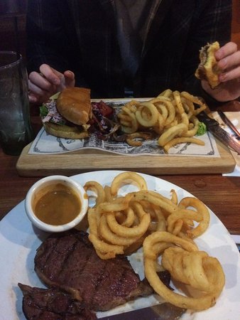 Hog’s Breath Cafe - Cruises Travel 0