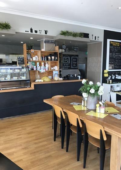 Cafe Macquarie - Tourism Guide 8