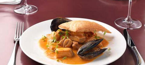 A La Bouffe Bar & Bistro - Tourism Guide 1