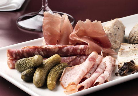 A La Bouffe Bar & Bistro - Tourism Guide 22