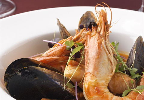 A La Bouffe Bar & Bistro - Tourism Guide 26
