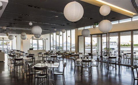 Boardwalk Restaurant & Bar - Travel Agents 17