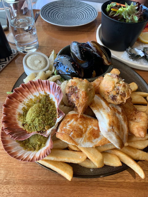 Pearl + CO - Tourism Guide 1