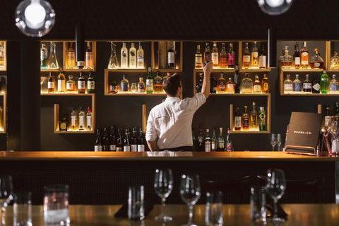 Pearl + CO - Tourism Guide 0