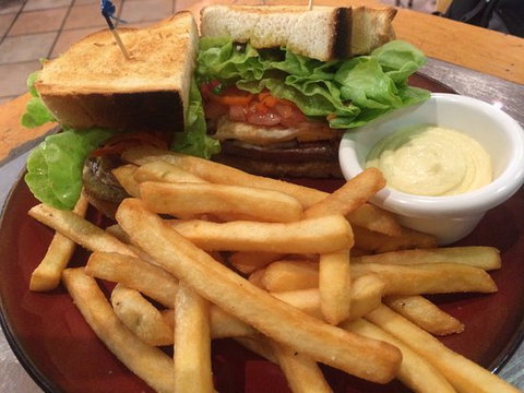 Salvatores Cafe - Travel Agents 0