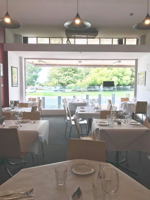 SKs Indian Restaurant - Tourism Guide 5