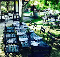 Stone  Barrow - Travel Agents