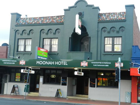 The Moonah Hotel - Tourism Guide 0