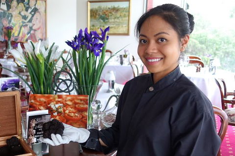 Friends Restaurant - Travel Agents 0