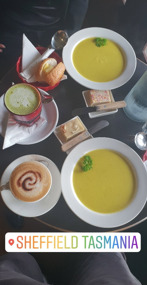 Fudge'n'Good Coffee - Tourism Guide 6