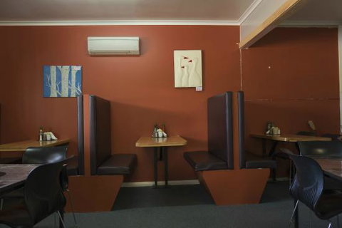 Michelle's Roadhouse Kitchen - Travel Agents 0