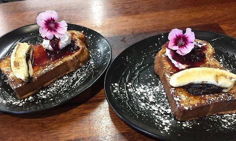 Bridgetown Pottery Restaurant - Cruises Travel 0