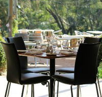 Carilley Estate - Travel Search