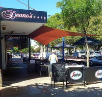 Deano's Cafe - Tourism Guide