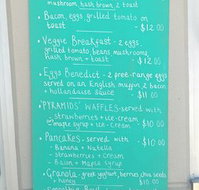 Pyramids Beach Cafe - Tourism Guide