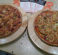 Village Pizza Kitchen - Travel Agents