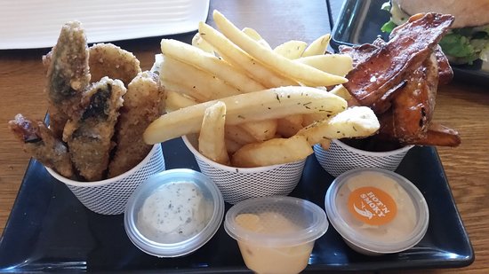 East Rockingham WA Travel Search