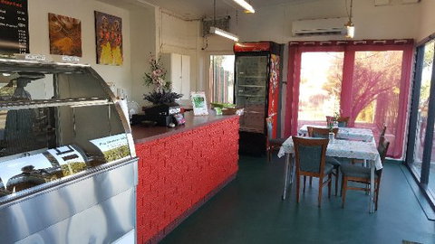 Avon Spice - Travel Agents 0